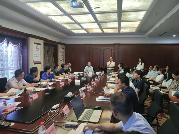 21家企业走进汇宇生产线,汇宇制药参观交流与战略合 作启动会圆满落幕 21家企业走进汇宇生产线,汇宇制药参观交流与战略合 作启动会圆满落幕