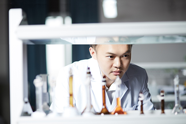 汇宇制药在化学仿制药注射剂领域有近十年的研发、国际注册和欧盟生产质量管理经验，并积累了与注射剂一致性评价密切相关的丰富技术经验